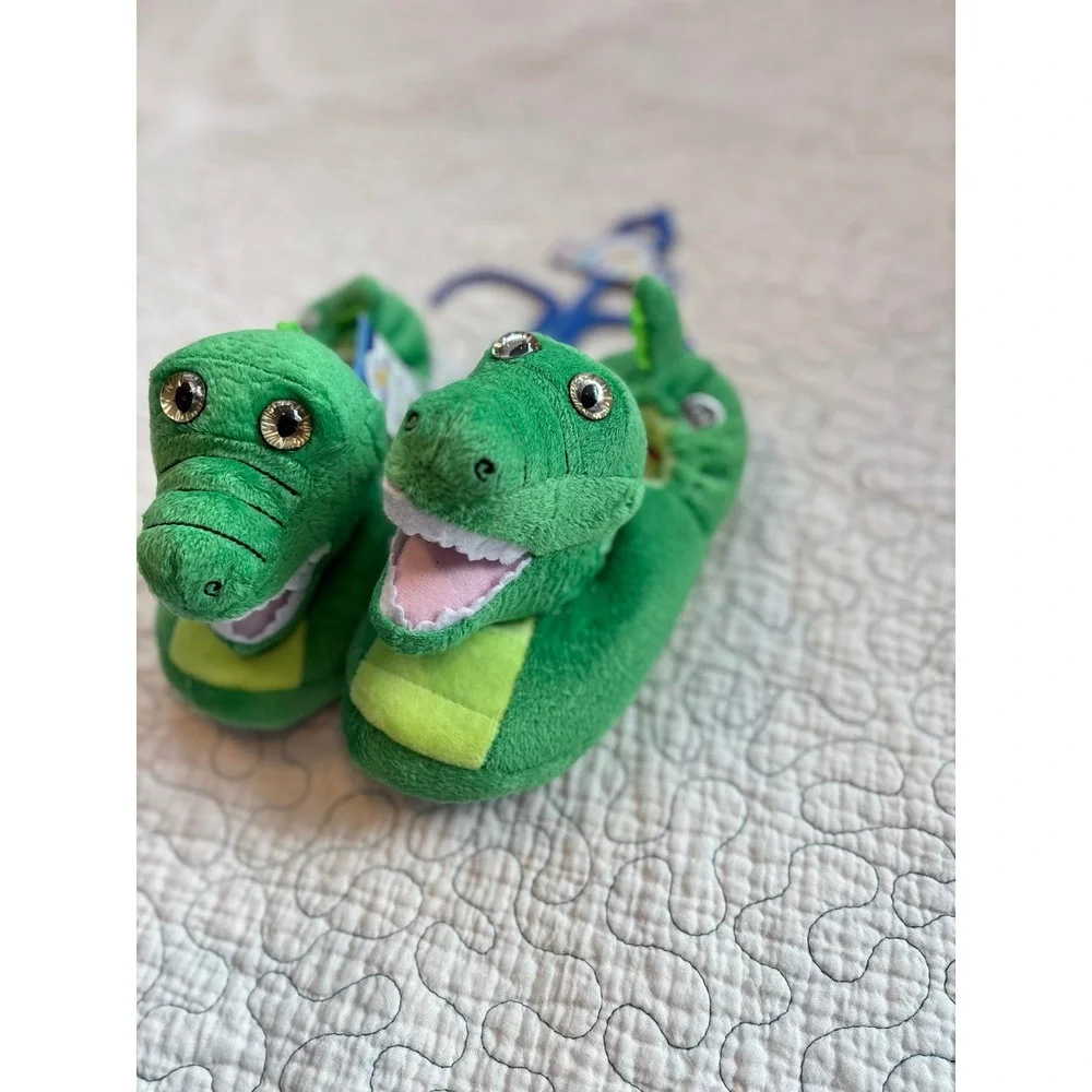 Build A Bear Workshop Kids Green Crocodile Slippers‎ M 2/3 Plush Cozy